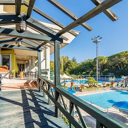 Country Club 4*