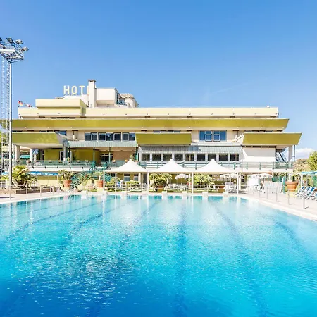Country Club 4* Capannori