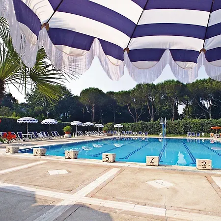 Country Club 4*